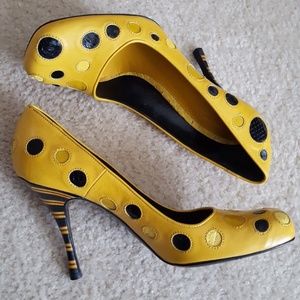 Alexander McQueen Yellow/Black Polka Dot Pump